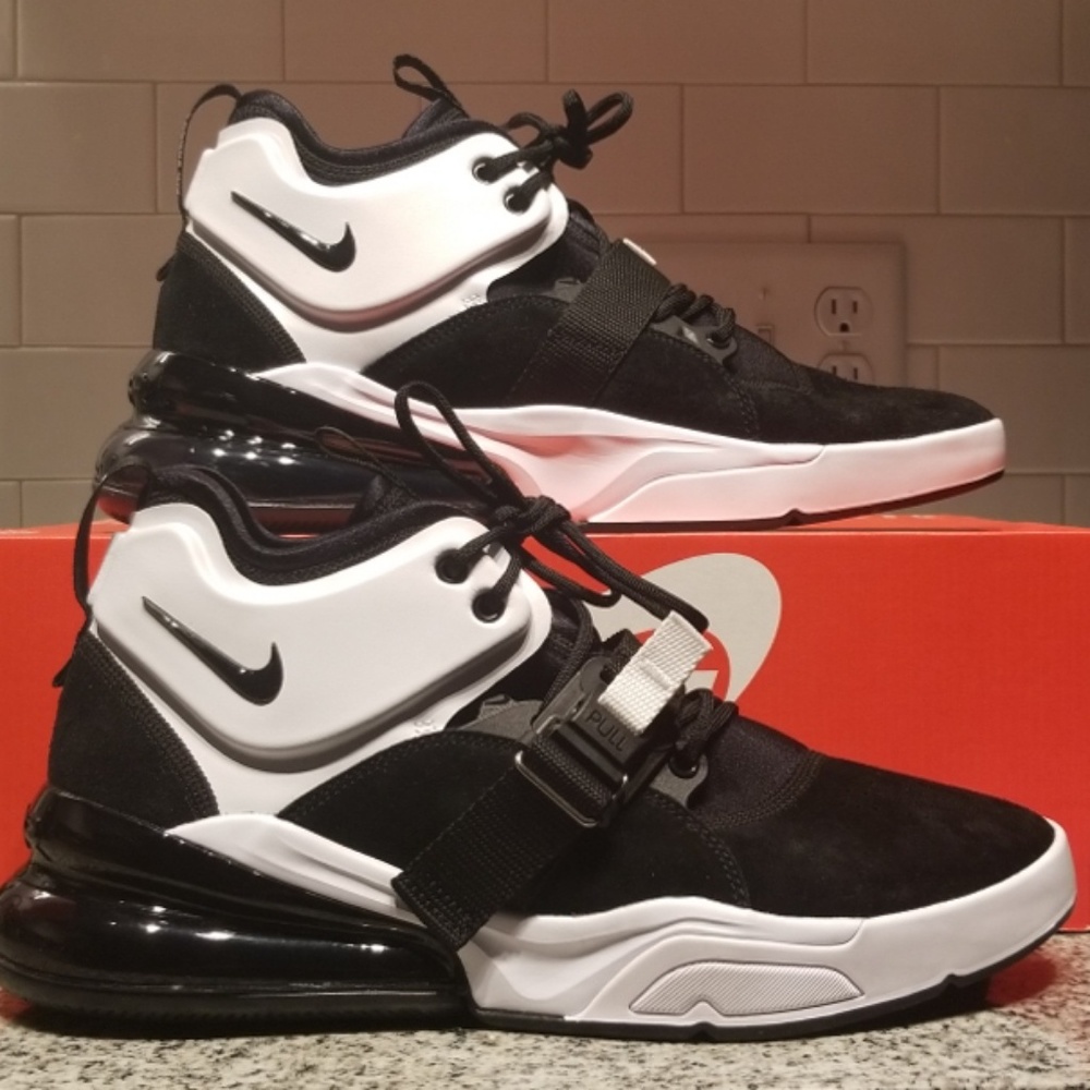 Nike air force 270 black/white